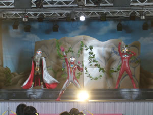 ウルトラマンランドライブステージの画像